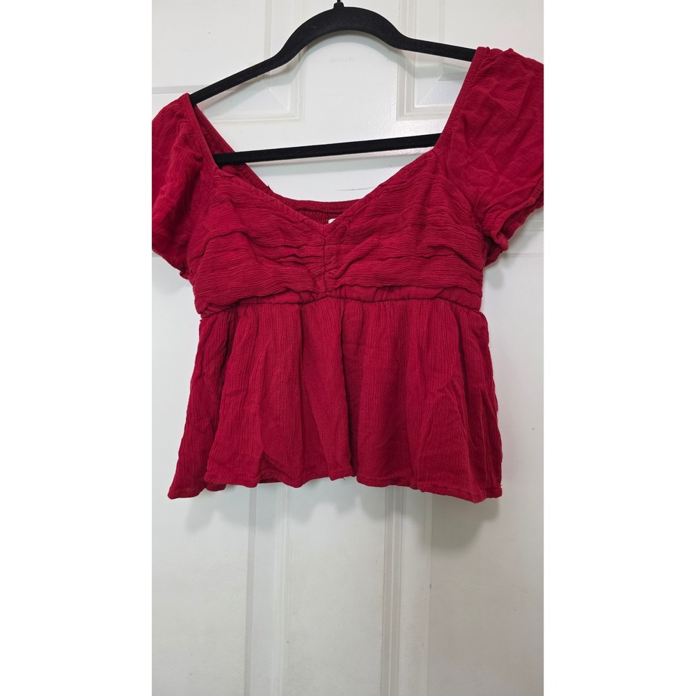 Hollister Peplum Top Womens XS Red Smocked Back Crinkle Sweetheart Babydoll